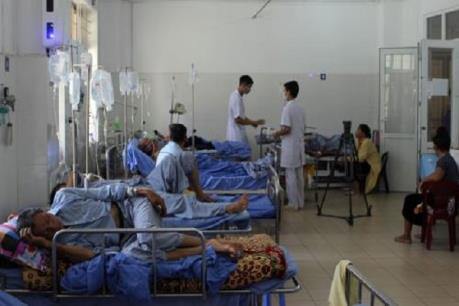 Gia tăng ngộ độc rượu có hàm lượng methanol cao