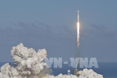 SpaceX đưa thêm 60 vệ tinh Starlink vào vũ trụ