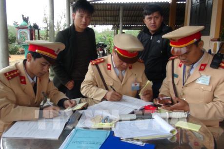 Mạnh tay xử lý các phương tiện vi phạm an toàn giao thông
