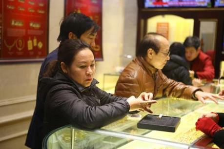 Vàng trong nước im ắng, vàng thế giới tiếp tục tăng
