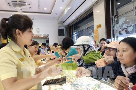 Giá vàng hôm nay 26/4 tiếp tục đi lên