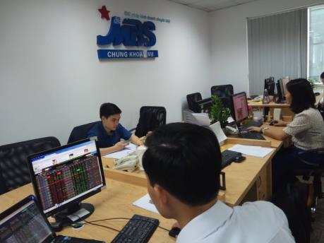 Chứng khoán chiều 27/2: Sắc xanh được giữ vững