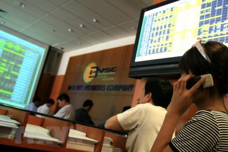 Thị trường chứng khoán phái sinh lập nhiều kỷ lục mới