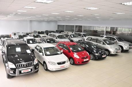 Tổng thống Mỹ cảnh báo đánh thuế đối với ô tô nhập khẩu của EU