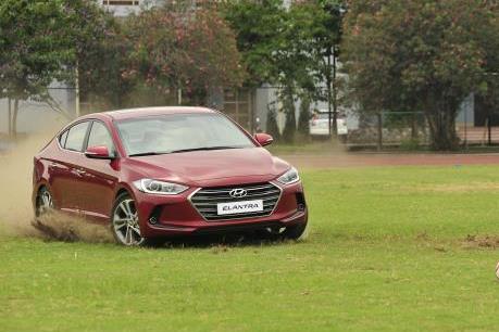 Khách hàng Việt thử xe Hyundai có cơ hội đến Nga xem World Cup