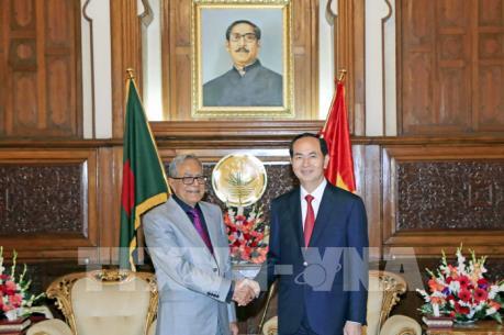 Chủ tịch nước Trần Đại Quang hội kiến với Tổng thống Bangladesh