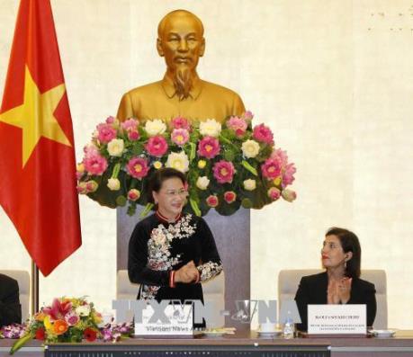 Chủ tịch Quốc hội Nguyễn Thị Kim Ngân tiếp Đoàn Mạng lưới Nghị viện của WB và IMF