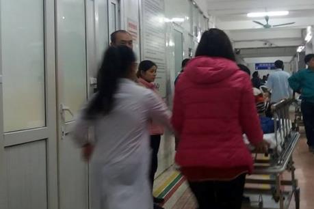 Hưng Yên: Nhiều học sinh Trường PT Đoàn Thị Điểm nhập viện do đâu?