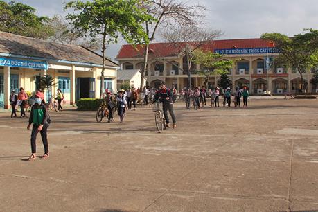 Tuyển dụng thừa hơn 600 giáo viên hợp đồng tại huyện Krông Pắk