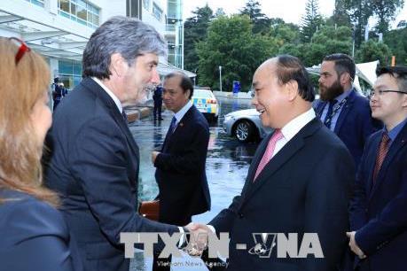 Thủ tướng Nguyễn Xuân Phúc tiếp các doanh nghiệp sữa New Zealand