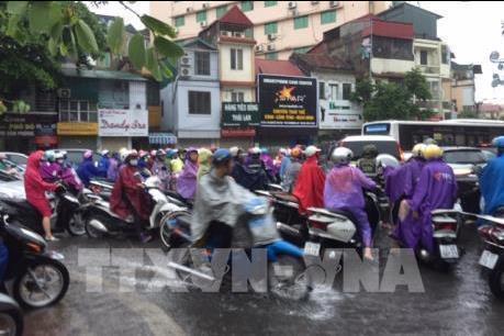 Dự báo thời tiết đêm nay và ngày mai: Nhiều khu vực có mưa