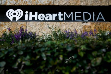 Mạng lưới phát thanh lớn nhất Mỹ đệ đơn xin phá sản