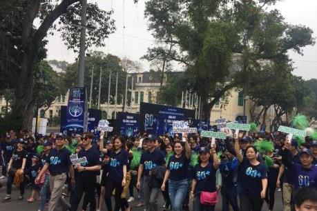 Tổ chức đi bộ, vẽ tranh hưởng ứng Giờ Trái đất 2018