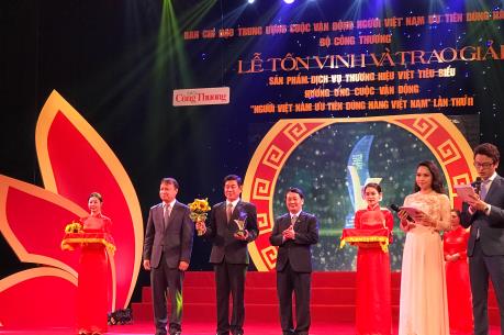 Tôn vinh và trao giải cho 96 doanh nghiệp Việt tiêu biểu