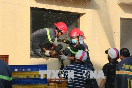 16 giờ chiến đấu với giặc lửa vụ cháy tại Khu công nghiệp Biên Hòa 2 