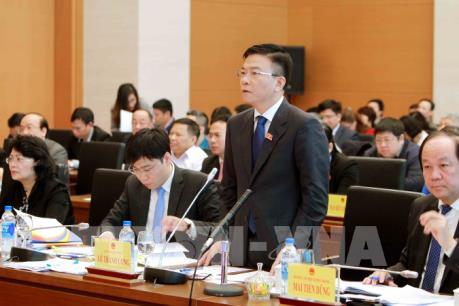 Bộ trưởng Tư pháp Lê Thành Long trả lời chất vấn Ủy ban Thường vụ Quốc hội 