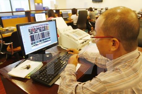 Chứng khoán chiều 20/3: Giao dịch giằng co, VN- Index tăng nhẹ