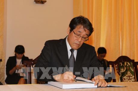 Bạn bè quốc tế đến viếng nguyên Thủ tướng Phan Văn Khải