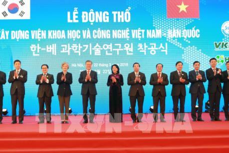 Việt Nam - Hàn Quốc tăng cường hợp tác khoa học và công nghệ