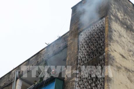 Kịp thời dập cháy vụ cháy tại chung cư ở thành phố Vinh