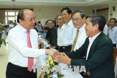 Thủ tướng Nguyễn Xuân Phúc gặp mặt cán bộ lão thành tỉnh Quảng Nam qua các thời kỳ