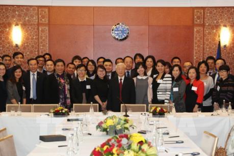 Tổng Bí thư Nguyễn Phú Trọng gặp gỡ trí thức trẻ Việt Nam tại Pháp