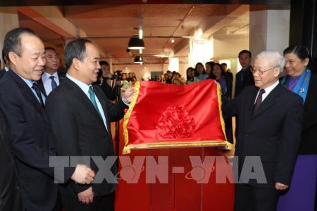 Tổng Bí thư Nguyễn Phú Trọng dự khai trương trụ sở mới Trung tâm văn hóa Việt Nam 