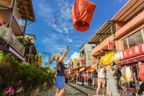 Tưng bừng ngày hội du lịch Vietravel 2018