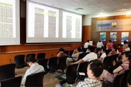 Chứng khoán ngày 13/7: Sắc xanh lan tỏa nhưng dòng tiền vẫn rất yếu