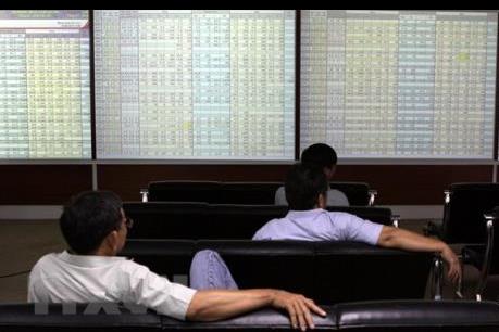 Chứng khoán ngày 22/1: Thanh khoản èo uột, sắc đỏ lan rộng