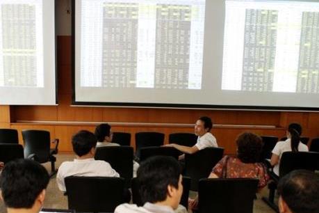 Chứng khoán ngày 9/7: Dòng tiền yếu tạo lực cản thị trường tăng điểm