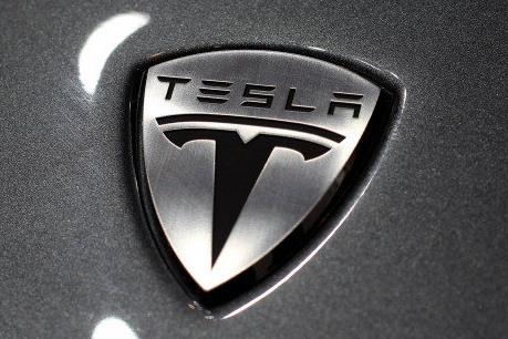 Tesla đẩy mạnh sản xuất dòng xe Model 3