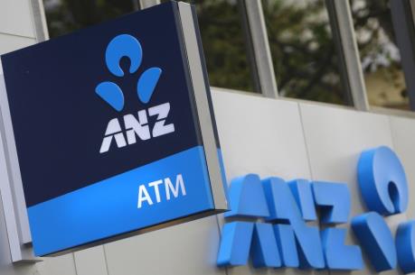 ANZ bị phạt do lạm thu phí dịch vụ