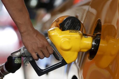 Giá dầu thế giới chứng kiến tuần giảm mạnh nhất kể từ đầu tháng Hai