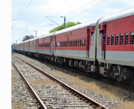 Ấn Độ điều tra toàn diện vụ tàu chạy lùi 10km khi đã... tháo đầu máy