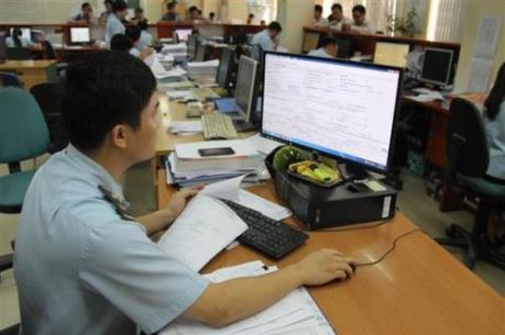 Đình chỉ 3 công chức tại Chi cục Hải quan cửa khẩu Cảng Đình Vũ