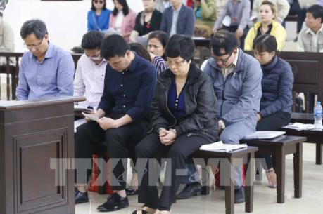 Bị cáo Châu Thị Thu Nga giải trình về nguồn tiền đầu tư vào dự án B5 Cầu Diễn