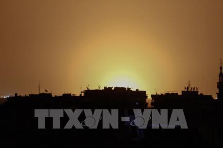Mỹ, Anh, Pháp tấn công Syria: Không có tên lửa rơi vào khu vực lượng phòng không của Nga