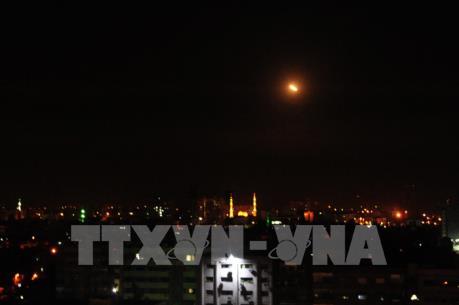 Mỹ, Anh, Pháp tấn công Syria: Thông tin trái ngược về đánh chặn tên lửa