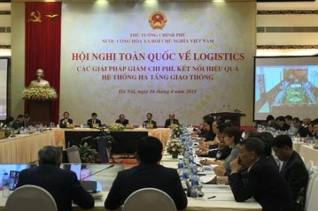 Thủ tướng Nguyễn Xuân Phúc: Gánh nặng chi phí đang là rào cản lớn đối với doanh nghiệp