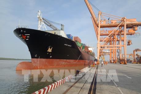 Chi nhánh Cảng Tân Vũ đón tàu container lớn nhất từ trước đến nay