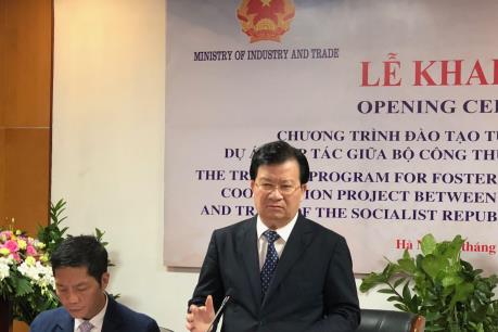 Hợp tác với Samsung đào tạo nhân lực trong lĩnh vực công nghiệp hỗ trợ