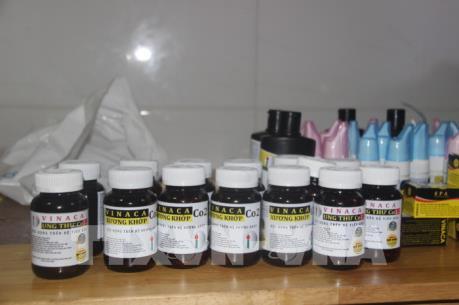 Thu giữ thuốc chữa ung thư từ bột than tre của Vinaca