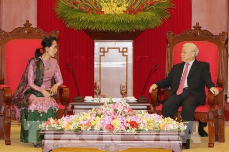 Tổng Bí thư Nguyễn Phú Trọng tiếp Cố vấn Nhà nước Myanmar