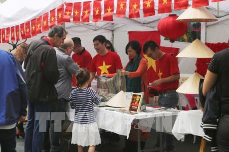 Việt Nam tham gia hội chợ Bazar các nước ASEAN tại Argentina