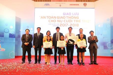 Chung kết hội giao lưu “An toàn giao thông cho nụ cười trẻ thơ” năm học 2017-2018