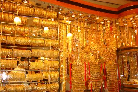 Giá vàng hôm nay 23/4 giảm nhẹ