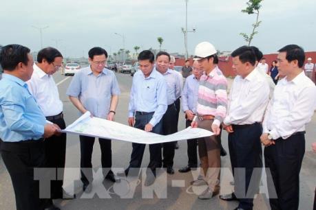 Phó Thủ tướng Vương Đình Huệ làm việc tại Hải Phòng