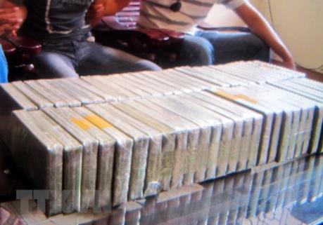 Bắc Ninh: Khen thưởng lực lượng phá chuyên án mua bán trái phép lượng lớn ma túy