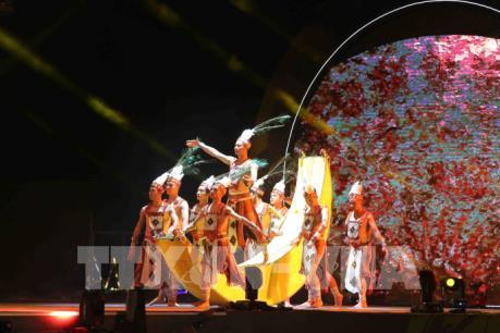 Đêm Carnaval Hạ Long 2018, đặc sắc thương hiệu du lịch lễ hội của Quảng Ninh